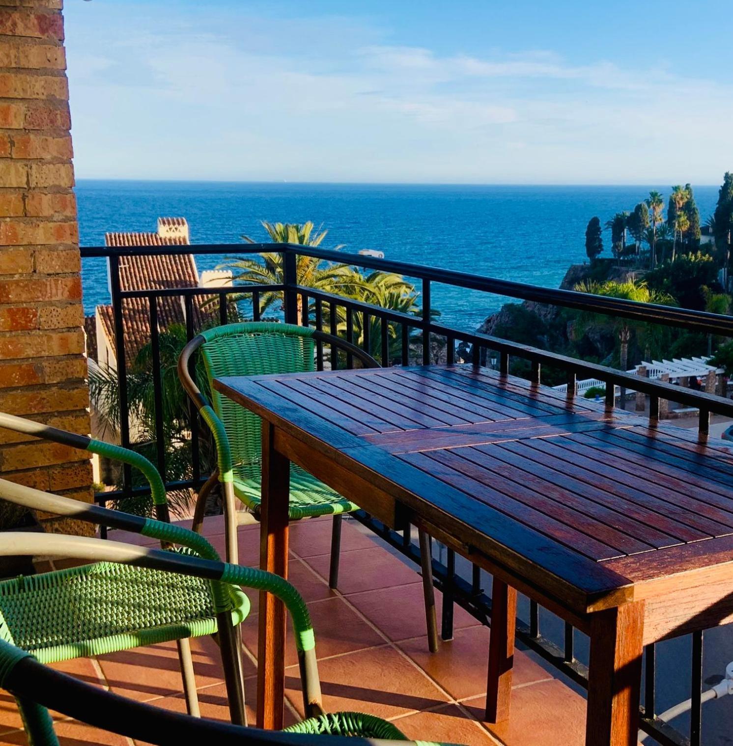 Luxury Sea View 2 Bedroom Apartment By Maison Jaken Nerja Zewnętrze zdjęcie